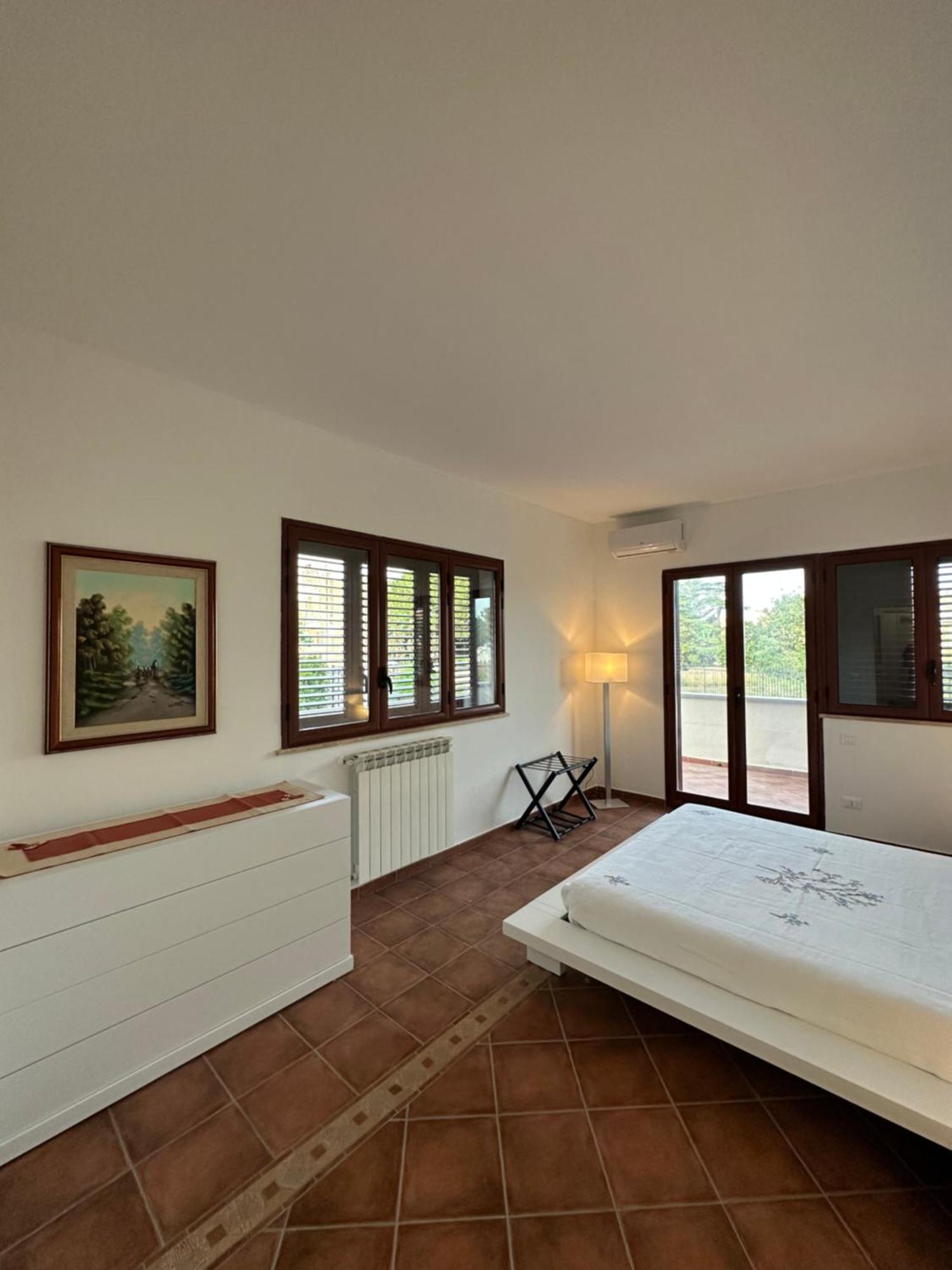 Villa Sara Mondello Garden Level ปาแลร์โม ภายนอก รูปภาพ